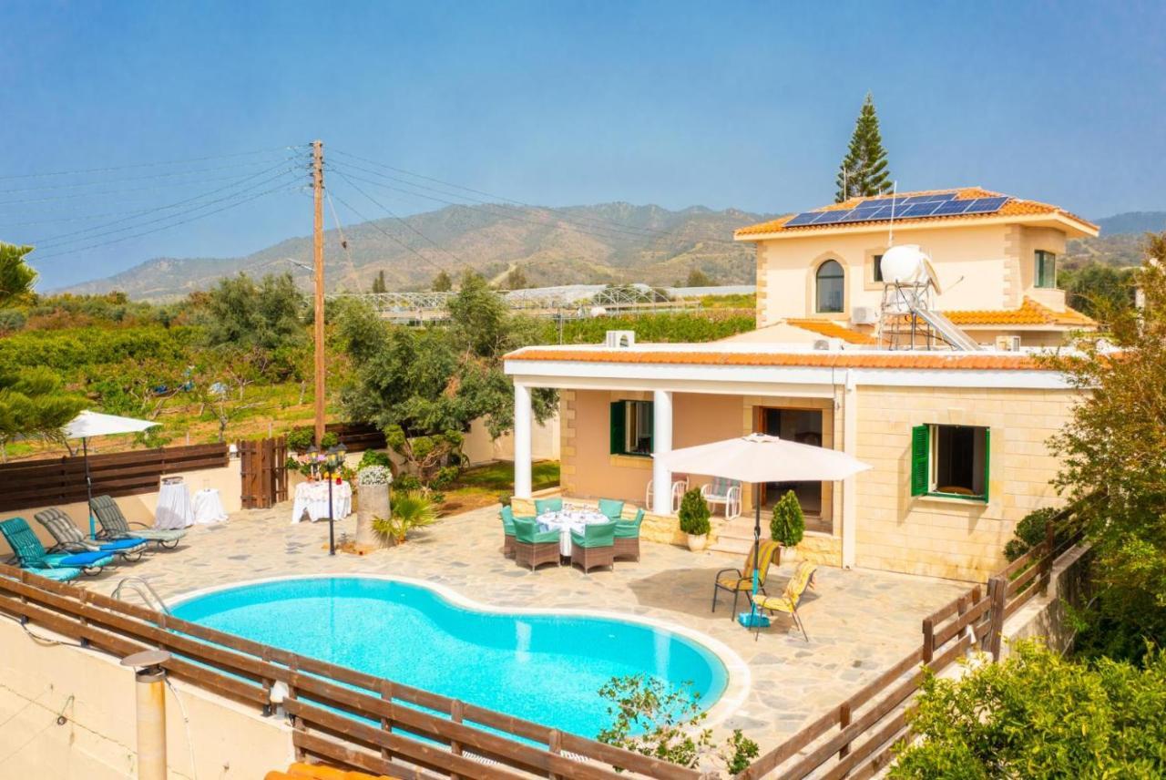 Constantinos Villa