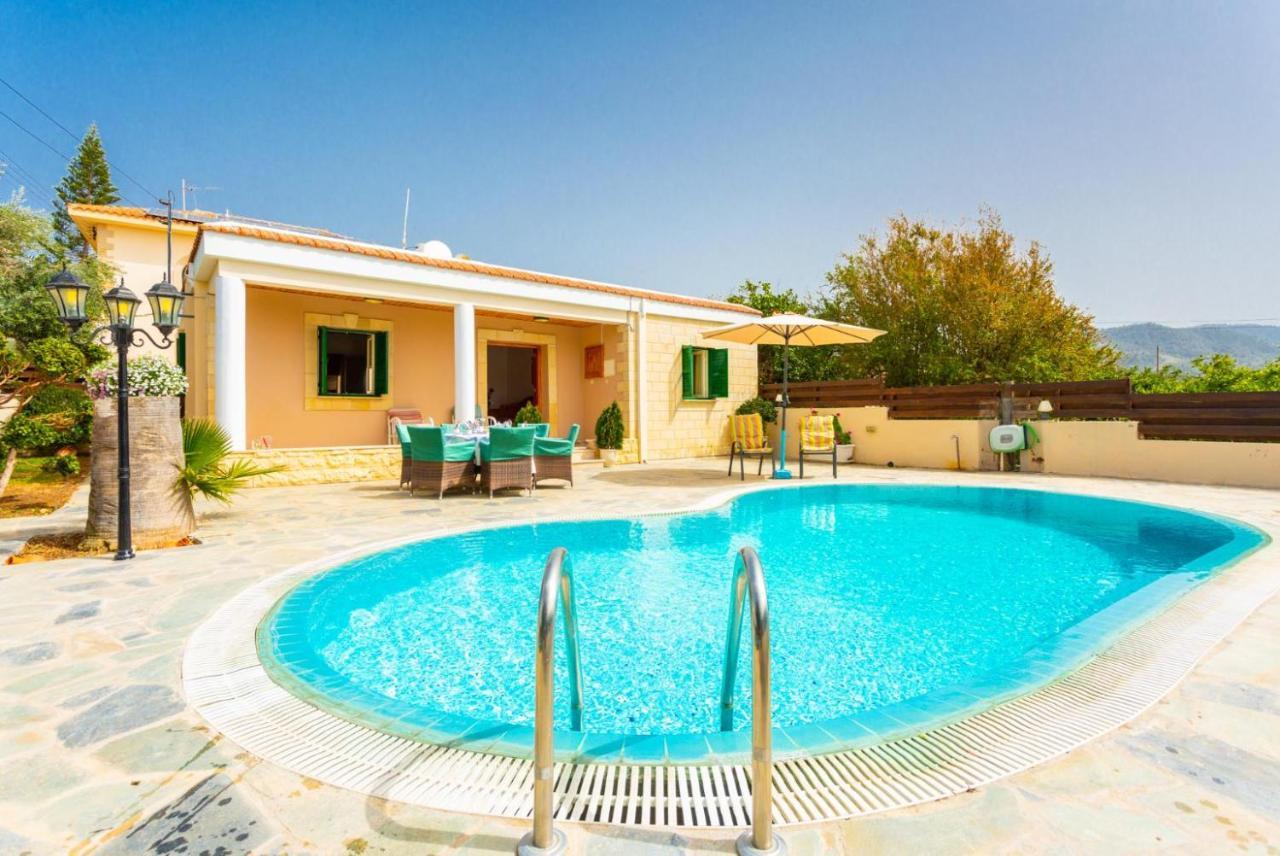 Villa Constantinos Kato Yialia