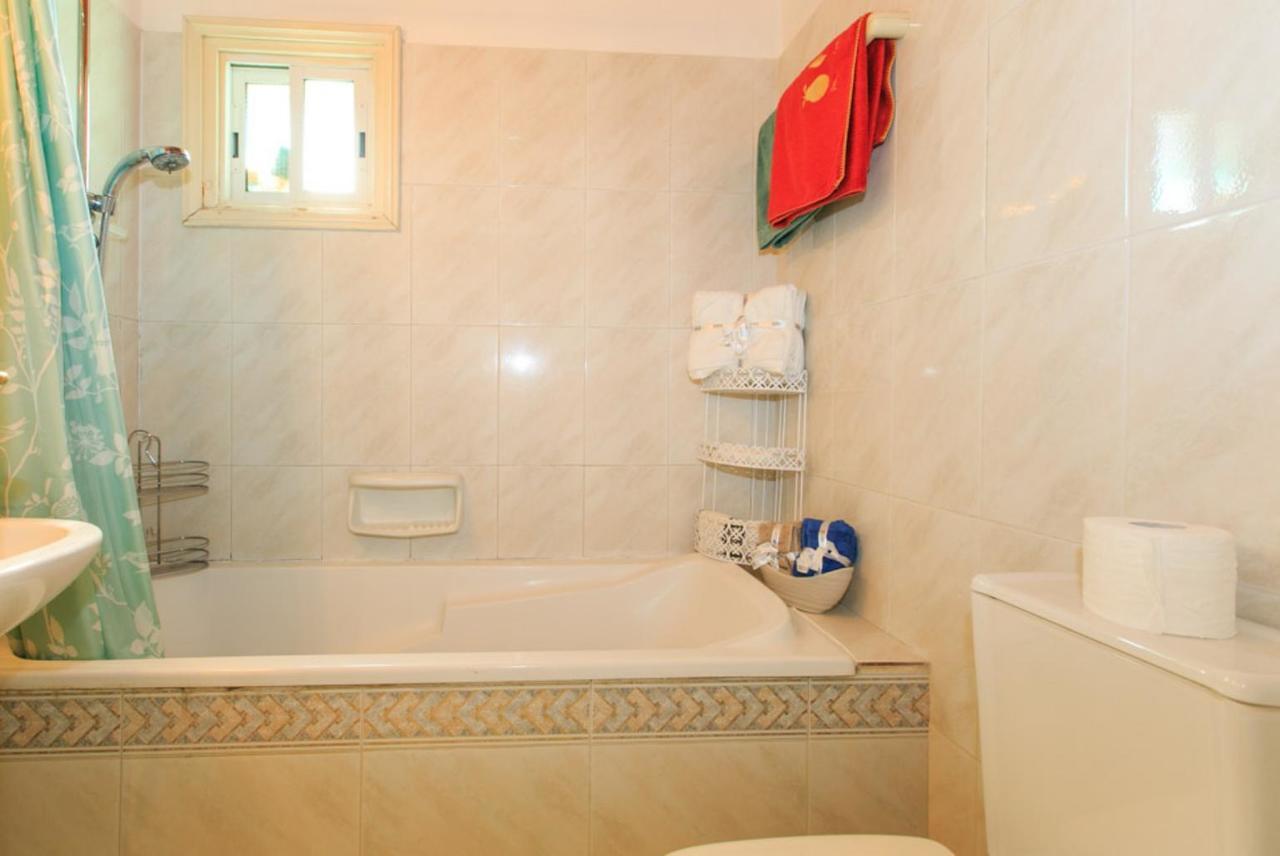 Villa Constantinos